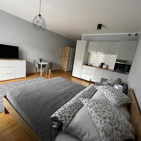 Apartamenty Tespis - Francuska Atal Park II Катовице Экстерьер фото