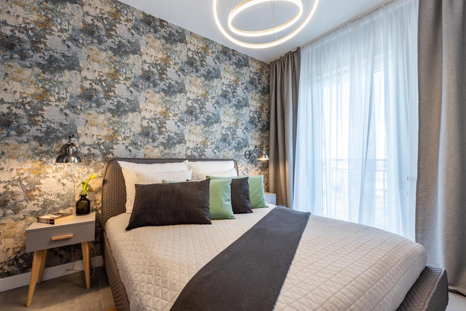 Apartamenty Tespis - Francuska Atal Park II Катовице Экстерьер фото