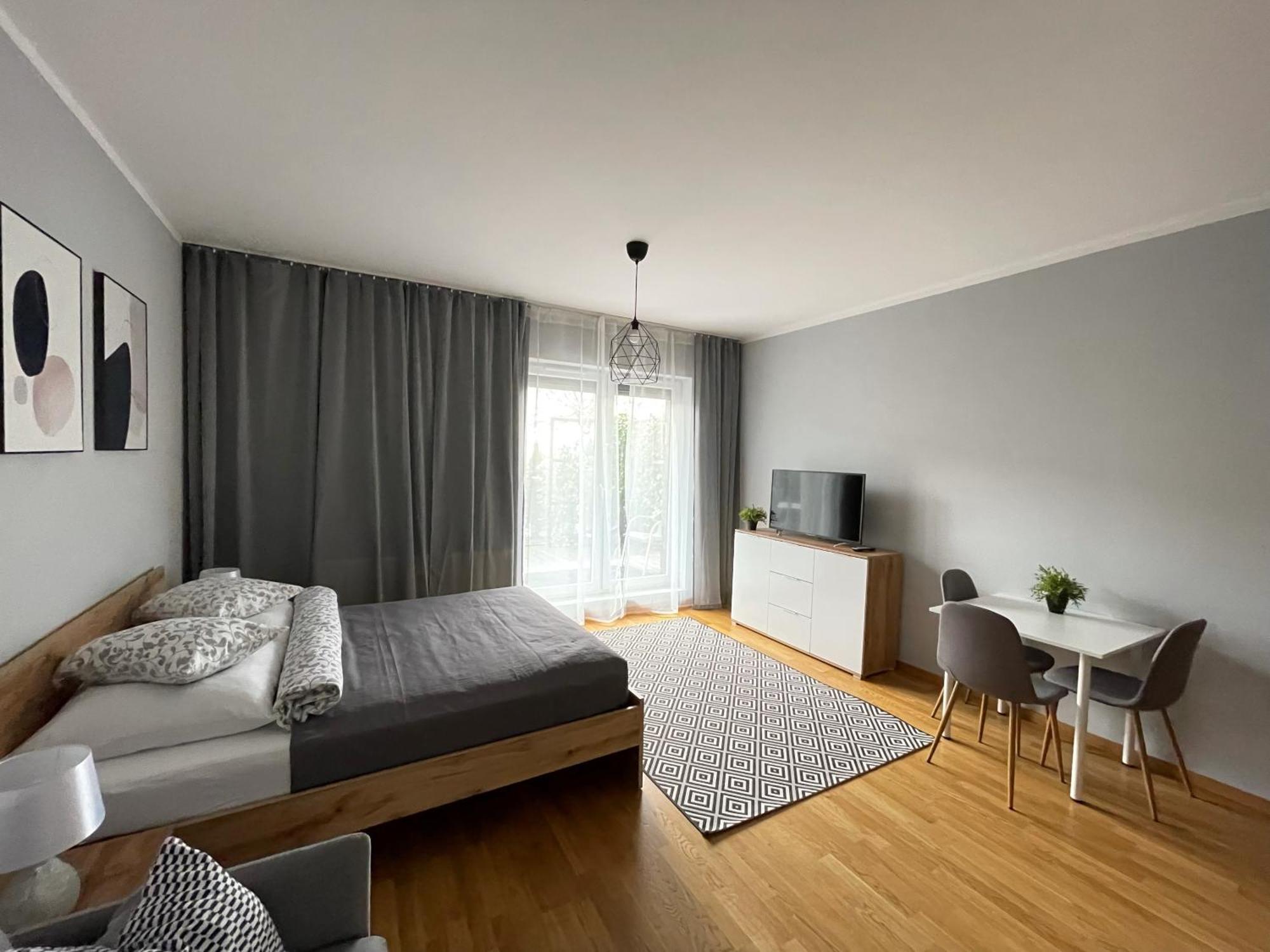 Apartamenty Tespis - Francuska Atal Park II Катовице Экстерьер фото