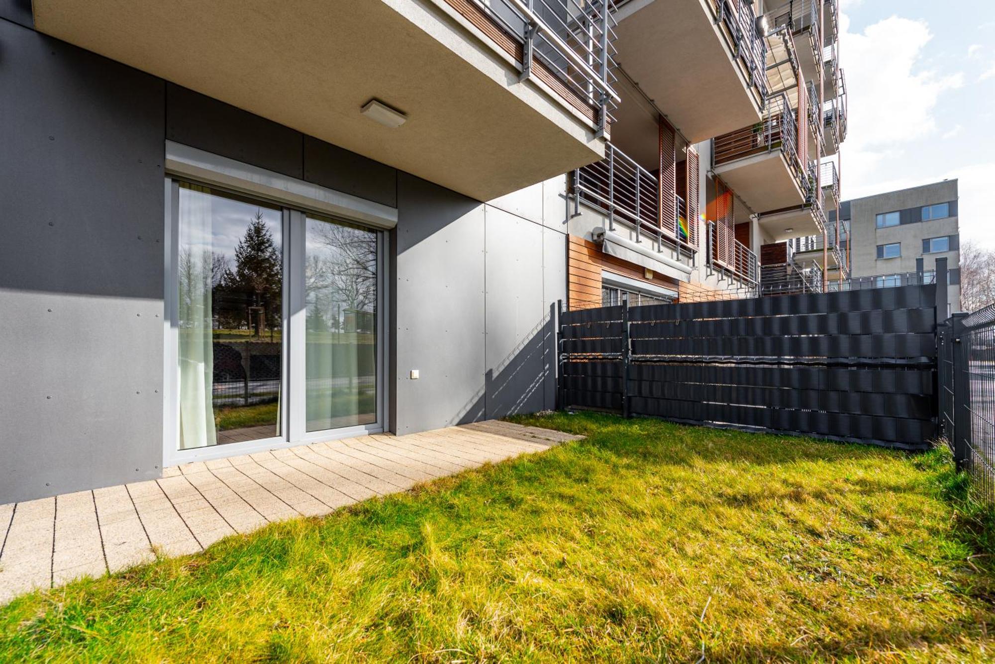 Apartamenty Tespis - Francuska Atal Park II Катовице Экстерьер фото